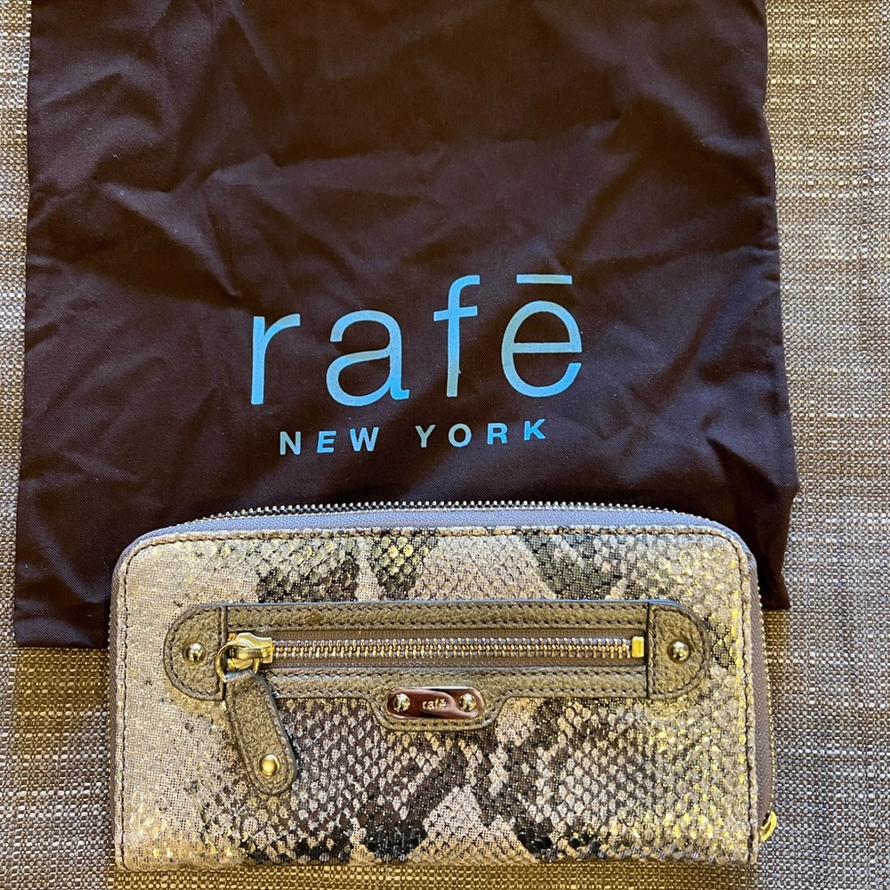 Rafē New York zip wallet